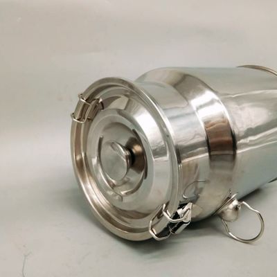 La boîte épaisse superbe petit 8L de lait d'acier inoxydable de 0.8mm a scellé le stockage