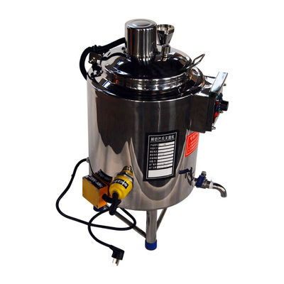 Petit liquide Juice Ice Cream frais de machine de pasteurisation de lait de Mini Electric 20L
