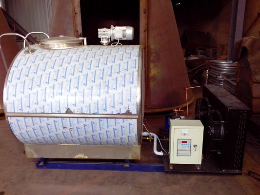 SS304 réservoir à lait de 500 litres avec le matériel de catégorie comestible